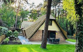 Luxe Vakantiehuis Waag met barrelsauna nabij Maastricht - Rekem